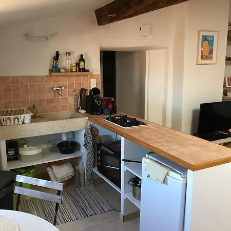 Charmant Appartement Lumineux Hyeres Exterior photo