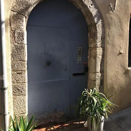 Charmant Appartement Lumineux Hyeres Exterior photo